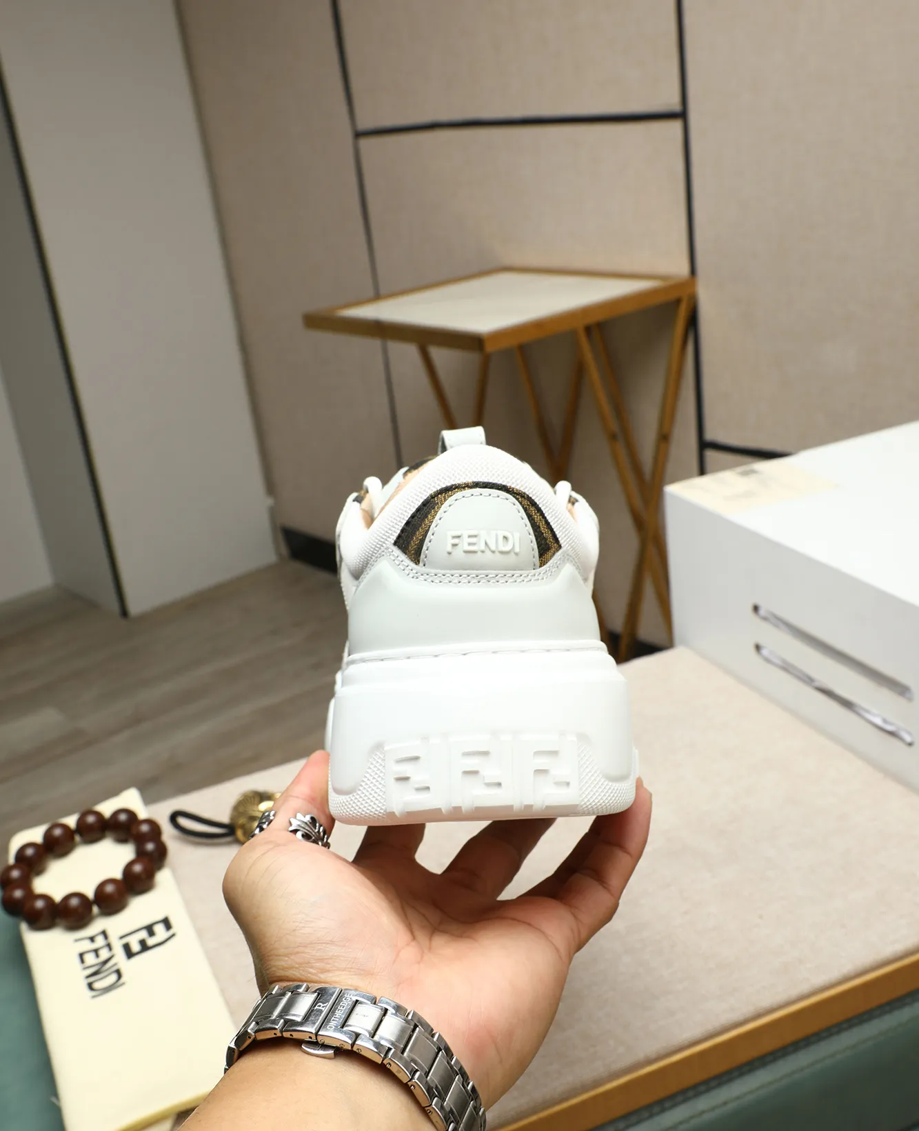 Men's shoes 💰760 [FENDI] Fendi - High-end quality original casual sports shoes - Upper: Nappa calfskin, pebbled calfskin, tongue and heel; injection molded brand logo plastic module - Lining: brand canvas - Outsole: ultra-light TPR foam·rubber; molded outsole -Super high quality control·Fine workmanship: highlighted (high-end·luxury·grade) -Size :39-44 (38, 45, can be customized)